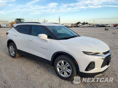 Czwarte zdjęcie samochodu z boku: 2021 CHEVROLET BLAZER 2LT VIN:3GNKBHRS9MS550373 - miniatura