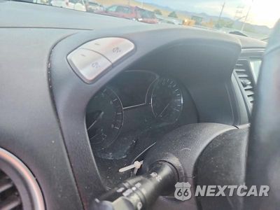 Zdjęcie 9 z 13 samochodu: 2020 NISSAN PATHFINDER SL VIN:5N1DR2CM6LC612882 - miniatura