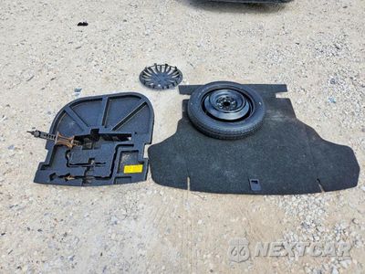 Zdjęcie 12 z 13 samochodu: 2016 TOYOTA CAMRY LE VIN:4T1BF1FKXGU142599 - miniatura