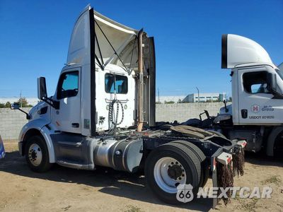 Drugie zdjęcie samochodu z przodu: 2018 PETERBILT 579 SEMI TRUCK VIN:1XPBA48X1JD446505 - miniatura