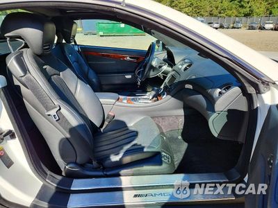 Zdjęcie 10 z 12 samochodu: 2011 MERCEDES-BENZ SL 63 AMG VIN:WDBSK7AA8BF160922 - miniatura