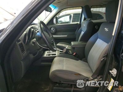 Zdjęcie 7 z 13 samochodu: 2007 DODGE NITRO R/T VIN:1D8GU58607W737460 - miniatura
