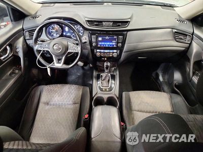 Zdjęcie 8 z 13 samochodu: 2018 NISSAN ROGUE SV VIN:JN8AT2MV8JW353408 - miniatura