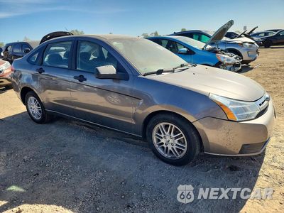 Czwarte zdjęcie samochodu z boku: 2009 FORD FOCUS SE VIN:1FAHP35N49W106665 - miniatura