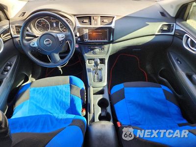 Zdjęcie 8 z 12 samochodu: 2019 NISSAN SENTRA SV VIN:3N1AB7AP3KY220232 - miniatura