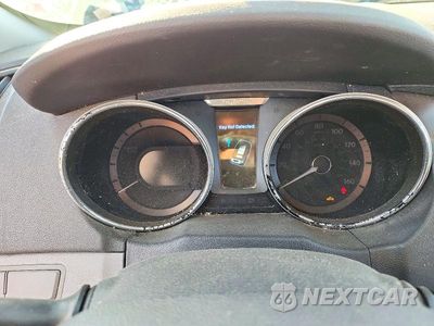 Zdjęcie 9 z 12 samochodu: 2013 HYUNDAI SONATA HYBRID BASE VIN:KMHEC4A46DA084519 - miniatura