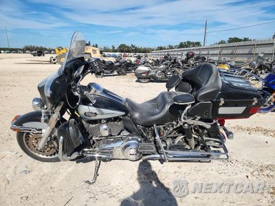 Trzecie zdjęcie samochodu z tyłu: 2013 HARLEY-DAVIDSON FLHTCU ULTRA CLASSIC ELECTRA GLIDE VIN:1HD1FCM17DB669799 - miniatura