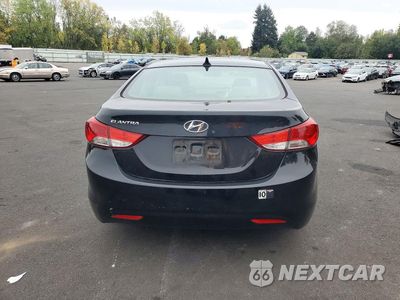 Zdjęcie 6 z 13 samochodu: 2013 HYUNDAI ELANTRA GLS VIN:KMHDH4AE2DU938913 - miniatura
