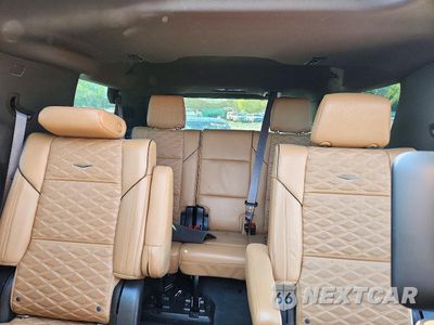 Zdjęcie 10 z 13 samochodu: 2021 CADILLAC ESCALADE SPORT VIN:1GYS4FKL1MR320530 - miniatura