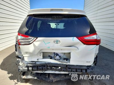 Zdjęcie 6 z 14 samochodu: 2015 TOYOTA SIENNA XLE 8-PASSENGER VIN:5TDYK3DCXFS627684 - miniatura