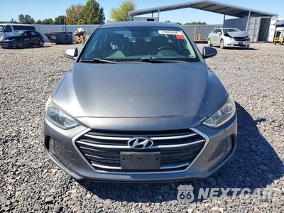 Piąte zdjęcie samochodu w środku: 2018 HYUNDAI ELANTRA VALUE EDITION VIN:5NPD84LF3JH239452 - miniatura