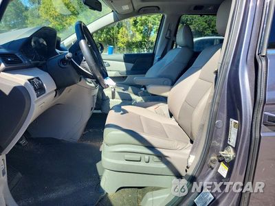 Zdjęcie 7 z 13 samochodu: 2014 HONDA ODYSSEY TOURING VIN:5FNRL5H93EB064069 - miniatura