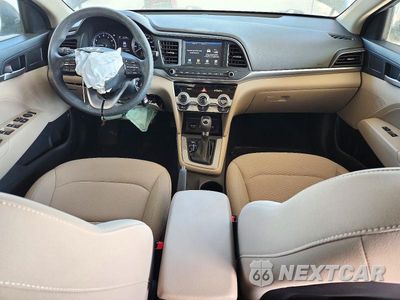 Zdjęcie 8 z 12 samochodu: 2019 HYUNDAI ELANTRA SEL VIN:KMHD84LF8KU832002 - miniatura