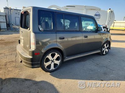 Trzecie zdjęcie samochodu z tyłu: 2005 SCION XB BASE VIN:JTLKT324050216346 - miniatura