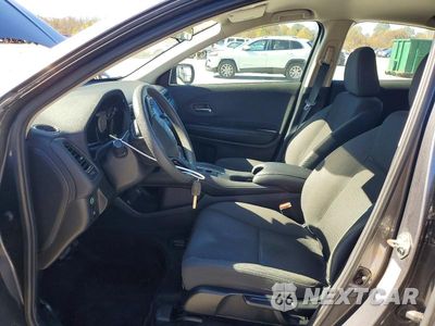 Zdjęcie 7 z 13 samochodu: 2019 HONDA HR-V LX VIN:3CZRU6H35KG704104 - miniatura