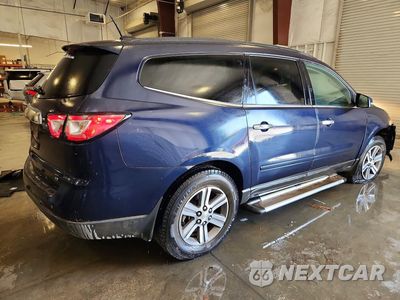 Trzecie zdjęcie samochodu z tyłu: 2017 CHEVROLET TRAVERSE LT VIN:1GNKVGKD7HJ219067 - miniatura