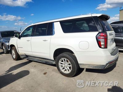 Drugie zdjęcie samochodu z przodu: 2021 CHEVROLET SUBURBAN C1500 LT VIN:1GNSCCKD1MR235534 - miniatura