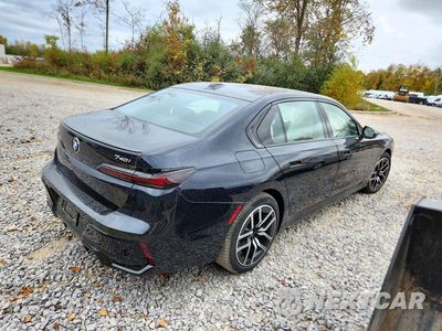 Trzecie zdjęcie samochodu z tyłu: 2026 BMW 740 XI VIN:WBA33EH08TCX08521 - miniatura