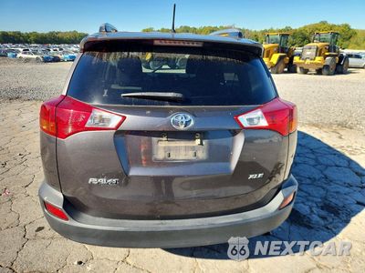 Zdjęcie 6 z 13 samochodu: 2013 TOYOTA RAV4 XLE VIN:JTMWFREV3D5011407 - miniatura
