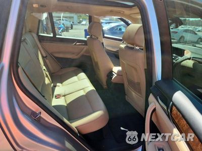 Zdjęcie 11 z 13 samochodu: 2016 BMW X3 SDRIVE28I VIN:5UXWZ7C58G0R32116 - miniatura