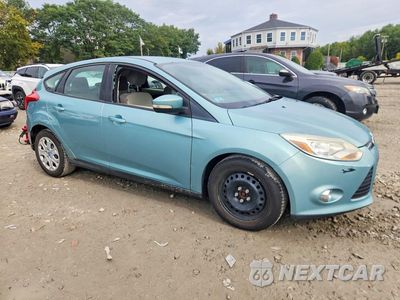 Czwarte zdjęcie samochodu z boku: 2012 FORD FOCUS SE VIN:1FAHP3K20CL137737 - miniatura