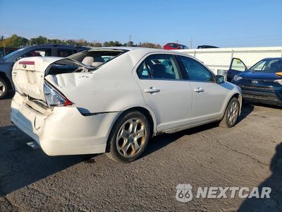 Trzecie zdjęcie samochodu z tyłu: 2011 FORD FUSION SE VIN:3FAHP0HA1BR271380 - miniatura