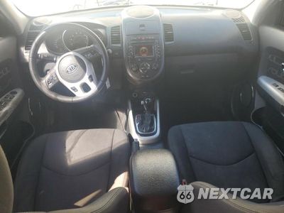Zdjęcie 8 z 13 samochodu: 2012 KIA SOUL + VIN:KNDJT2A69C7367811 - miniatura