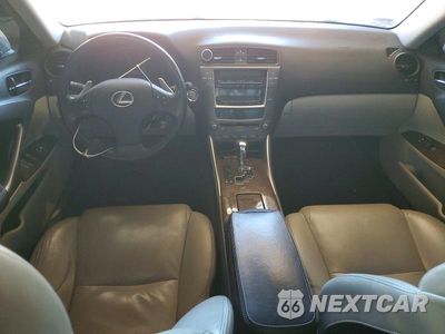 Zdjęcie 8 z 12 samochodu: 2010 LEXUS IS 250 BASE VIN:JTHBF5C27A2095193 - miniatura
