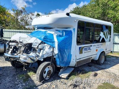 Drugie zdjęcie samochodu z przodu: 2021 FORD ECONOLINE - SHUTTLE BUS VIN:1FDEE3FN7MDC17566 - miniatura