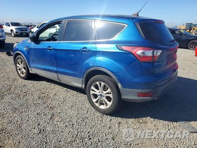 Drugie zdjęcie samochodu z przodu: 2019 FORD ESCAPE SE VIN:1FMCU0GD7KUA06217 - miniatura