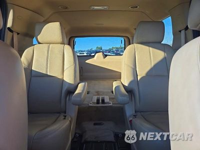 Zdjęcie 10 z 13 samochodu: 2014 CHEVROLET SUBURBAN C1500 LT VIN:1GNSCJE08ER137700 - miniatura