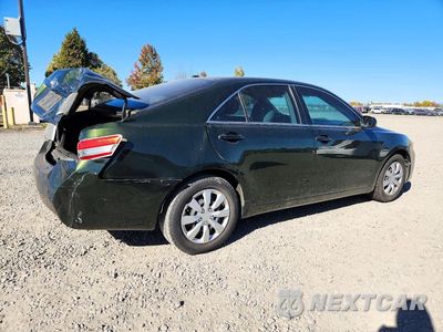 Trzecie zdjęcie samochodu z tyłu: 2010 TOYOTA CAMRY LE VIN:4T1BF3EK4AU522316 - miniatura