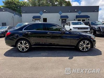 Zdjęcie 13 z 15 samochodu: 2016 MERCEDES-BENZ C 300 VIN:WDDWF4JB9GR126515 - miniatura
