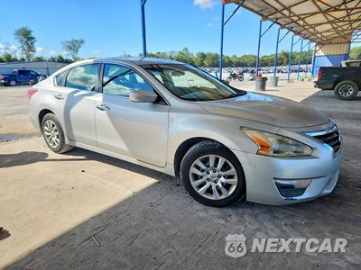 Czwarte zdjęcie samochodu z boku: 2013 NISSAN ALTIMA 2.5 VIN:1N4AL3AP9DN546223 - miniatura