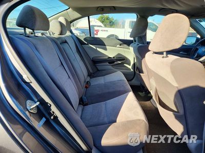 Zdjęcie 10 z 13 samochodu: 2010 HONDA ACCORD LX VIN:1HGCP2F30AA104815 - miniatura
