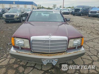 Piąte zdjęcie samochodu w środku: 1988 MERCEDES-BENZ 300 SEL VIN:WDBCA25D7JA395872 - miniatura