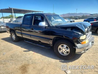 Czwarte zdjęcie samochodu z boku: 2002 CHEVROLET SILVERADO C1500 VIN:2GCEC19V621262288 - miniatura