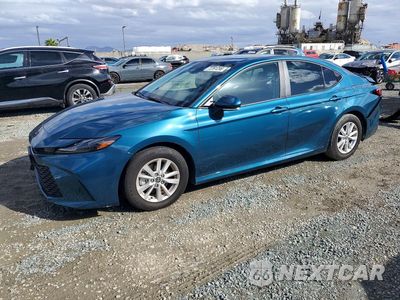 2025 TOYOTA CAMRY LE 4T1DAACK3SU597413 - główne zdjęcie licytacji z USA - miniatura