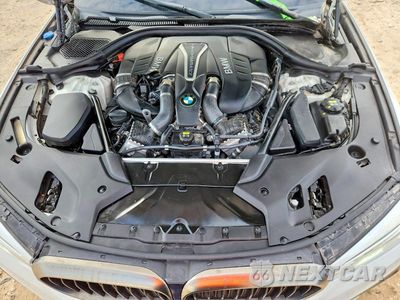 Zdjęcie 11 z 12 samochodu: 2018 BMW M550XI VIN:WBAJB9C52JB036320 - miniatura