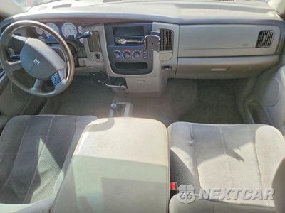 Zdjęcie 8 z 13 samochodu: 2004 DODGE RAM 1500 ST VIN:1D7HU18D74S700957 - miniatura