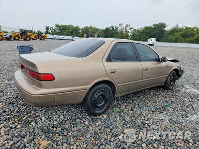 Trzecie zdjęcie samochodu z tyłu: 1999 TOYOTA CAMRY VIN:4T1BG22K9XU511722 - miniatura