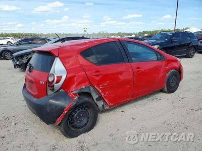 Czwarte zdjęcie samochodu z boku: 2014 TOYOTA PRIUS C ONE VIN:JTDKDTB38E1078047 - miniatura