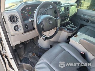 Zdjęcie 8 z 13 samochodu: 2012 FORD ECONOLINE E150 VAN VIN:1FTNE1EW0CDA60626 - miniatura