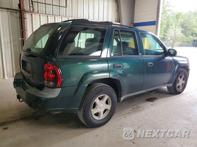 Trzecie zdjęcie samochodu z tyłu: 2002 CHEVROLET TRAILBLAZER VIN:1GNDT13S022410775 - miniatura