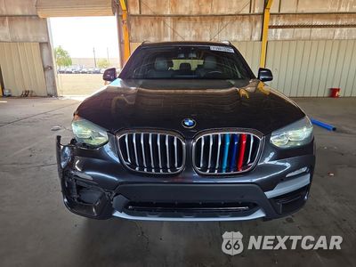 Piąte zdjęcie samochodu w środku: 2019 BMW X3 XDRIVE30I VIN:5UXTR9C51KLE12025 - miniatura