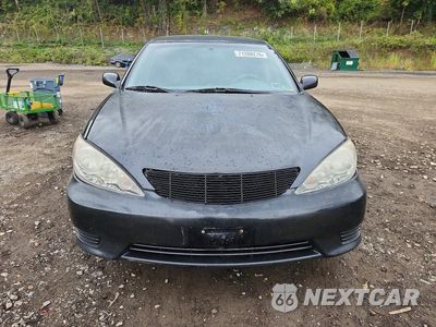 Piąte zdjęcie samochodu w środku: 2005 TOYOTA CAMRY STANDARD VIN:4T1BE32K05U582302 - miniatura