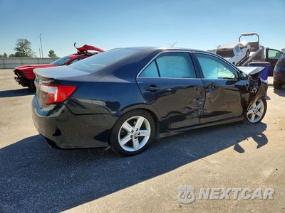 Trzecie zdjęcie samochodu z tyłu: 2014 TOYOTA CAMRY SE VIN:4T1BF1FK1EU739783 - miniatura