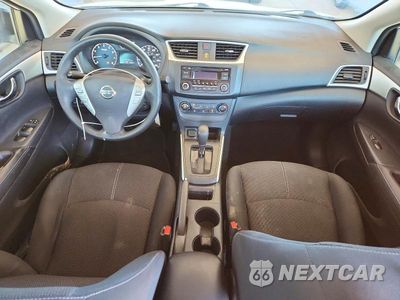 Zdjęcie 8 z 12 samochodu: 2017 NISSAN SENTRA S VIN:3N1AB7AP2HY254431 - miniatura