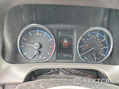 Zdjęcie 9 z 13 samochodu: 2016 TOYOTA RAV4 XLE VIN:JTMRFREV8GD180152 - miniatura