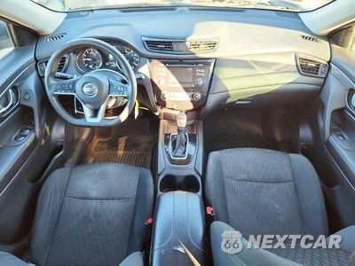 Zdjęcie 8 z 14 samochodu: 2017 NISSAN ROGUE S VIN:5N1AT2MM4HC795094 - miniatura
